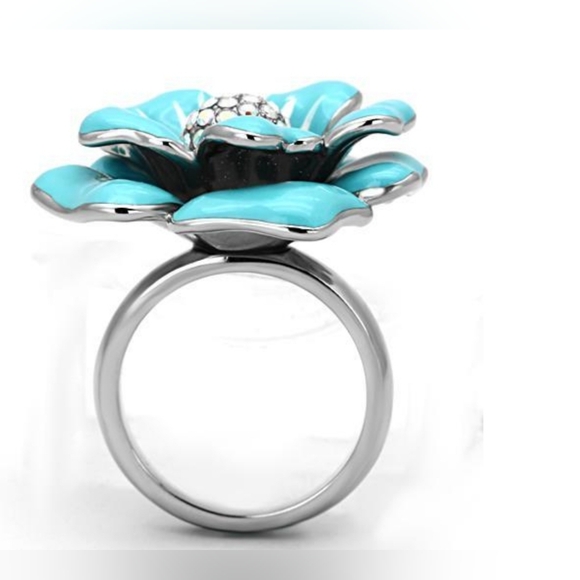 NWT Size 8 Luxe Jewelry Designs Stainless Steel Flower Ring w Aurora B Crystals - Picture 2 of 5